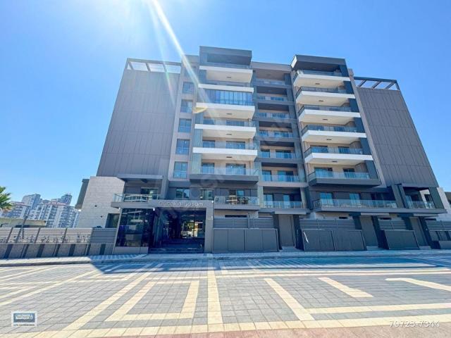İzmir içerisinde satılık mülk