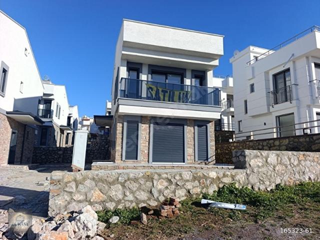 Burhaniye, Balikesir içerisinde satılık Villa
