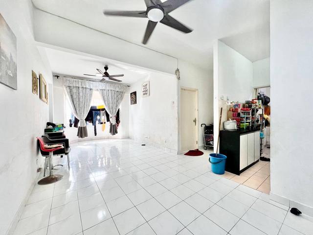 Apartment for sale in Country Heights Damansara, Kuala Lumpur