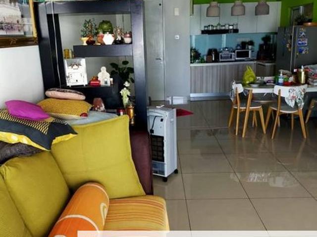 Condominium for sale in Taman Pelangi, Kampung Padang Balang