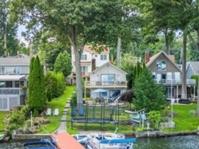 House for sale in Sperry Springs, Hopatcong