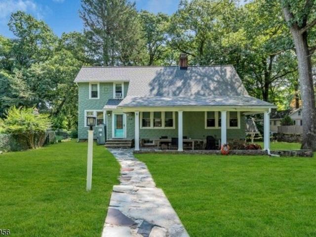 House for sale in Sperry Springs, Hopatcong