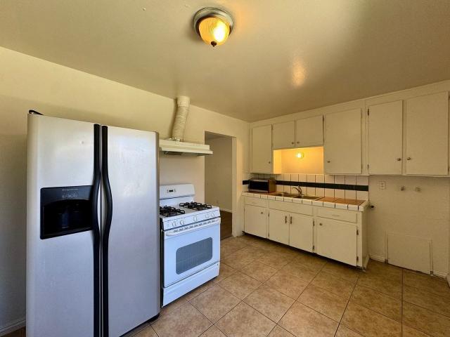 Apartment for rent in Five Points, El Monte
