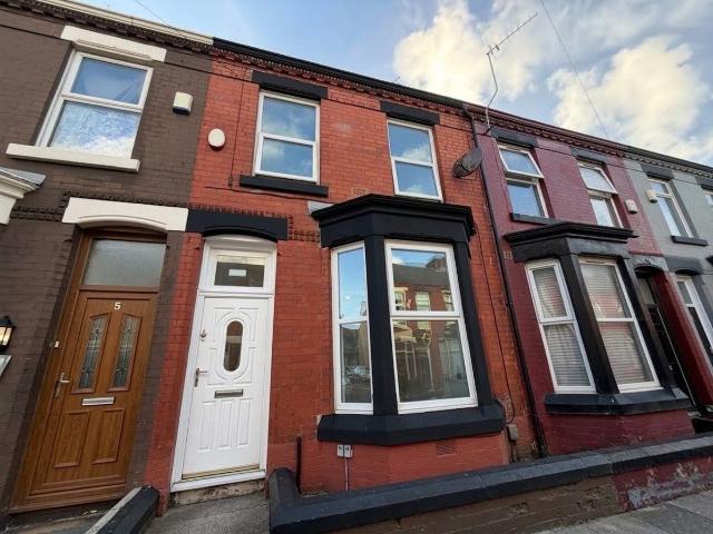 Apartment for rent in Elm Park, Calderstones