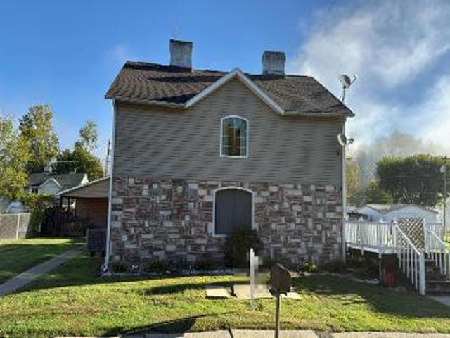 House for sale in East Millsboro, Pennsylvania