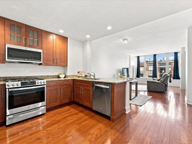 Condo for sale in Uptown, Hoboken