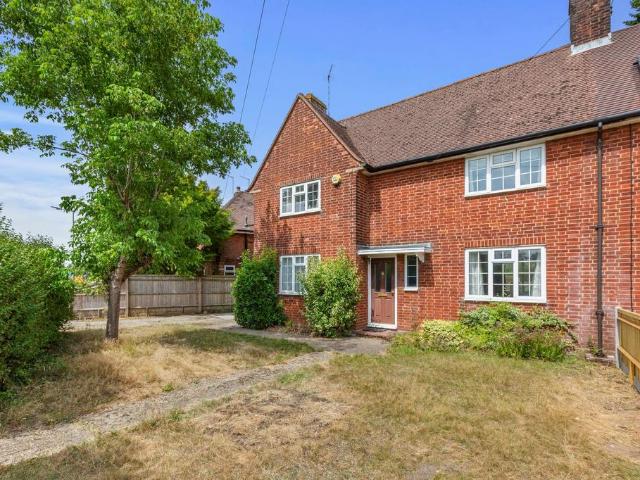 House for rent in Beaconsfield, Knotty Green