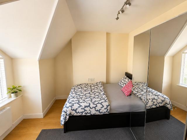Apartment for rent in Northwood, Greater London
