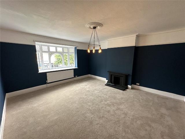 Apartment for rent in Northwood Green Lane, Greater London