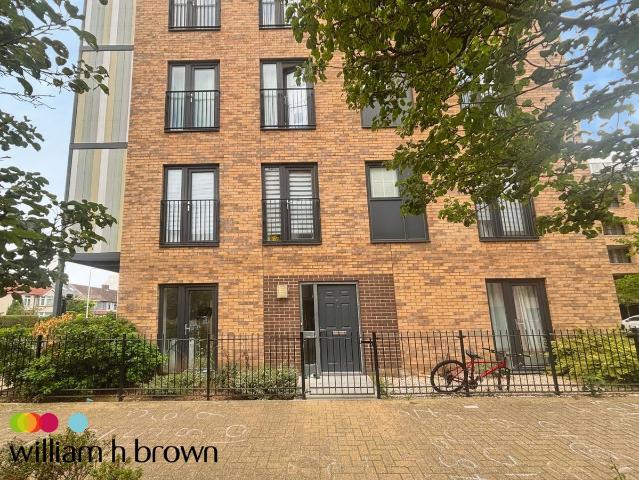 Apartment for rent in Rush Green, Greater London