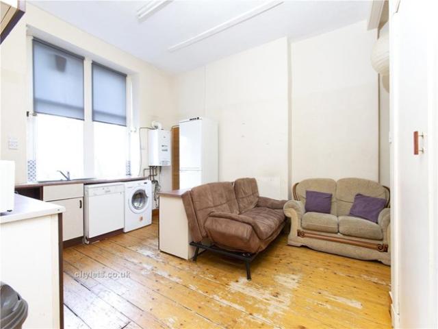 Flat for rent in Morningside, Scotland