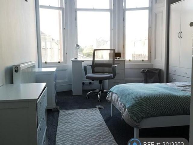 Apartment for rent in Glenburn, Scotland