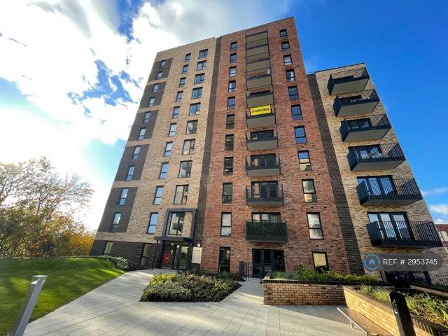 House for rent in Holywell Estate, North Watford