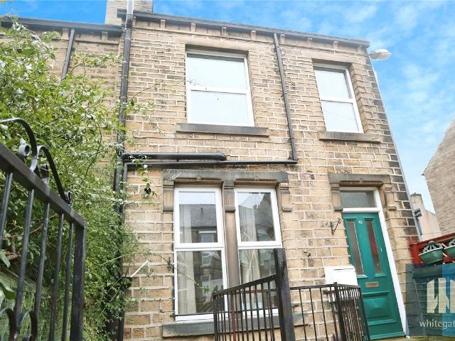 House for rent in Yews Hill, Kirklees