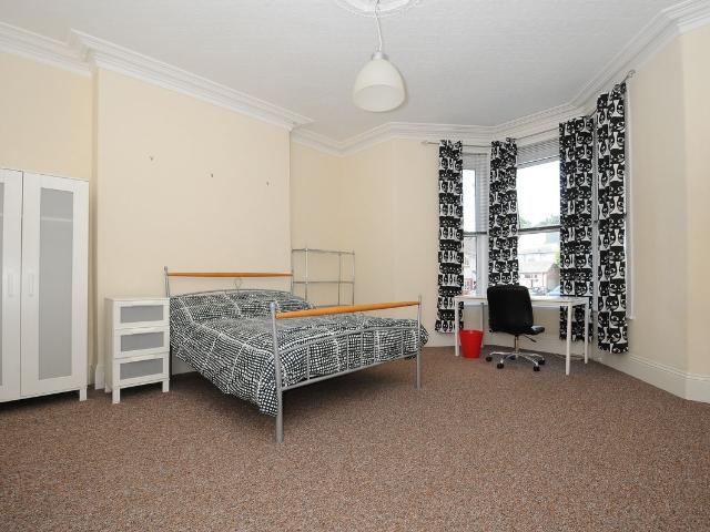 Room for rent in Greenbank, Mount Wise