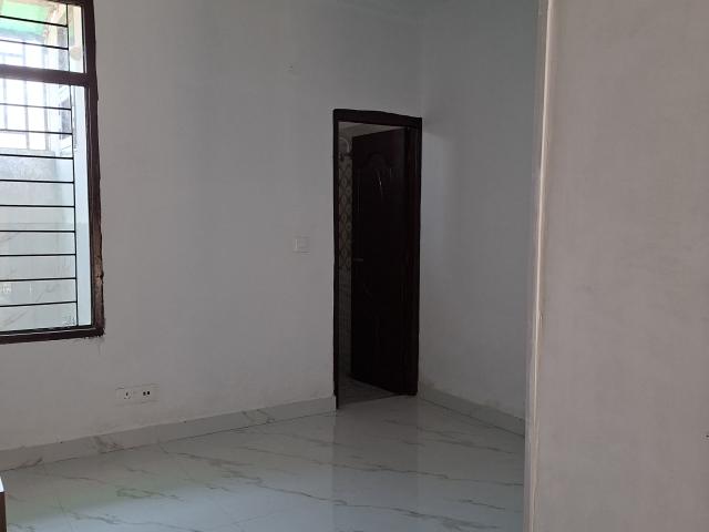 Flat for rent in Zirakpur, Punjab