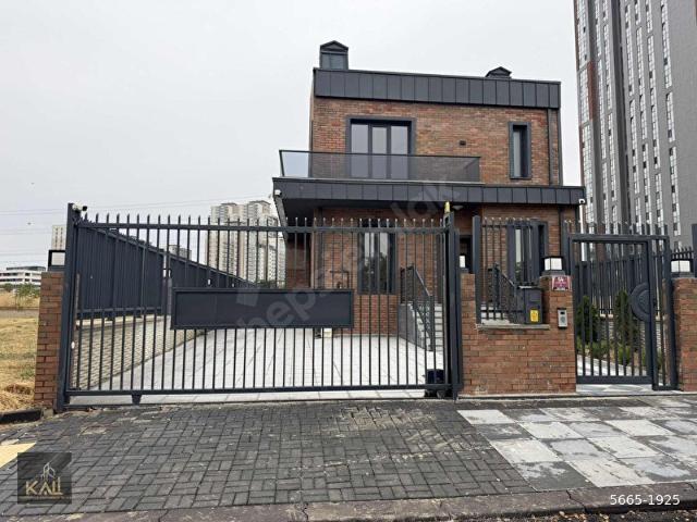 Gölbaşi, Ankara içerisinde satılık Villa