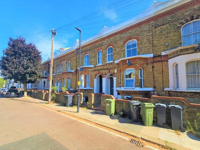 Apartment for rent in Herne Hill, Greater London