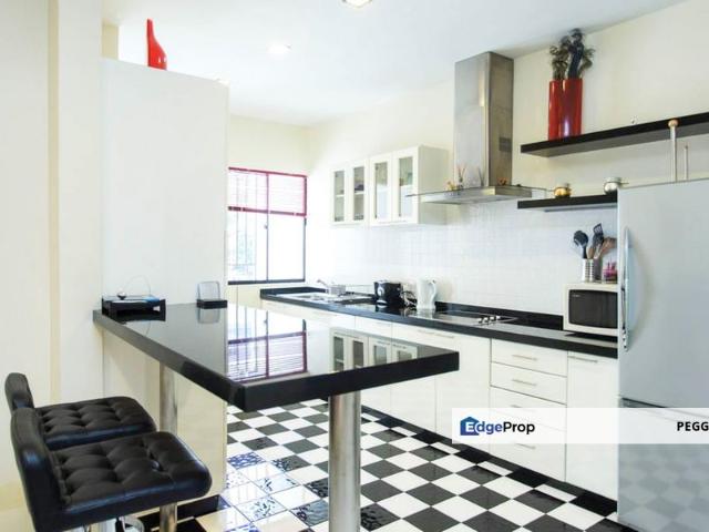 Condominium for sale in Country Heights Damansara, Kuala Lumpur