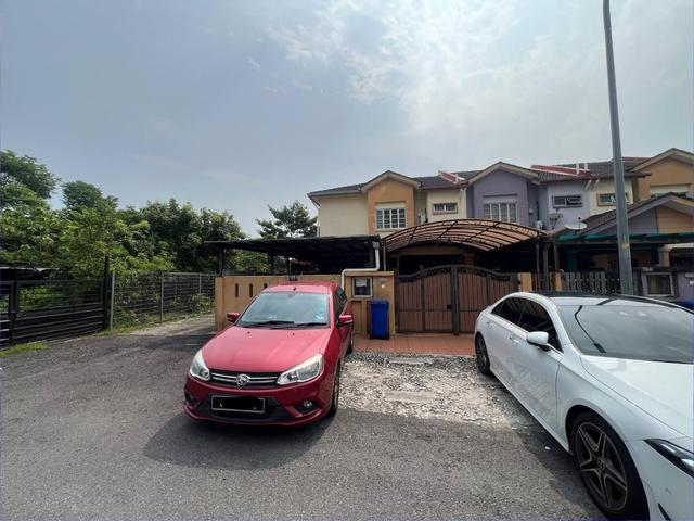 Terraced House for sale