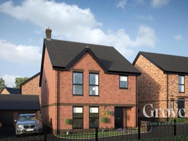 House for sale in Halesowen, West Midlands