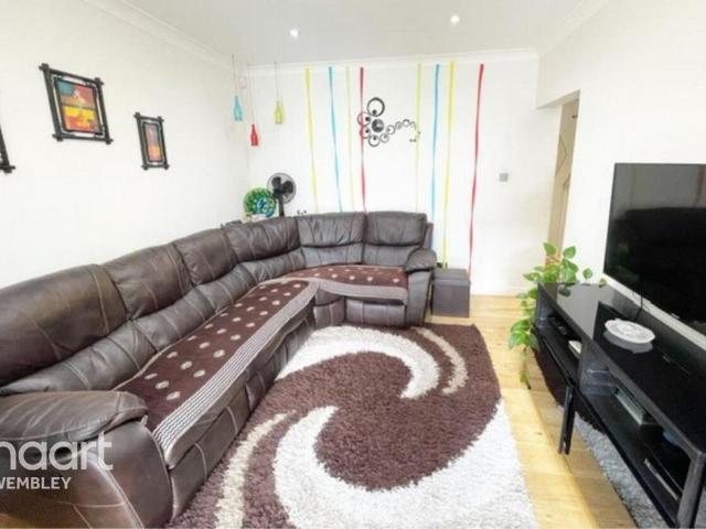 Apartment for rent in Sudbury, Greater London