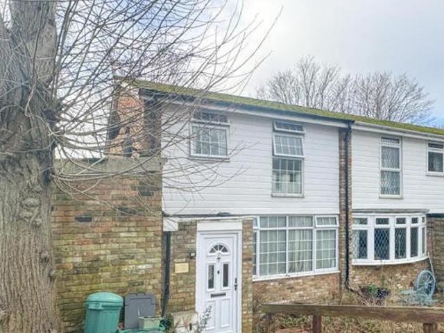 House for sale in Totteridge, Cressex