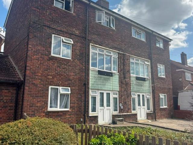 Apartment for rent in London Borough of Barking and Dagenham, Greater London