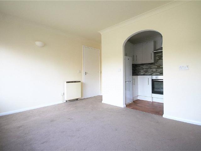 Apartment for rent in London Borough of Croydon, Thornton Heath