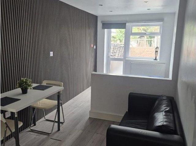 Studio for rent in London Borough of Redbridge, Greater London