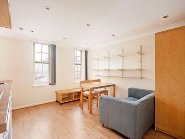 Studio for rent in City Centre, South Yorkshire