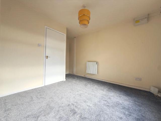 Studio for rent in Kingshurst, Solihull