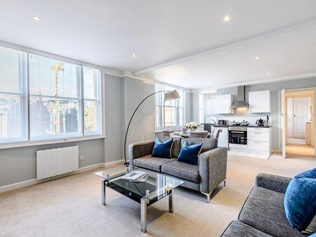 Apartment for rent in Mayfair, Greater London