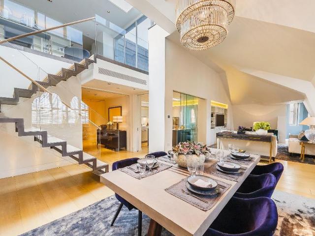 Apartment for rent in Mayfair, Greater London
