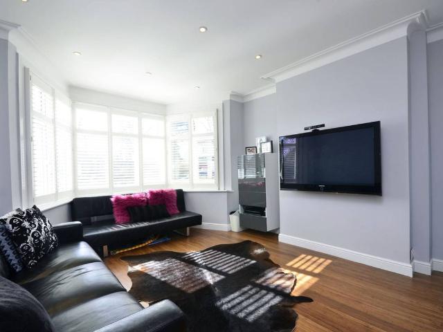 House for rent in North Finchley, Greater London