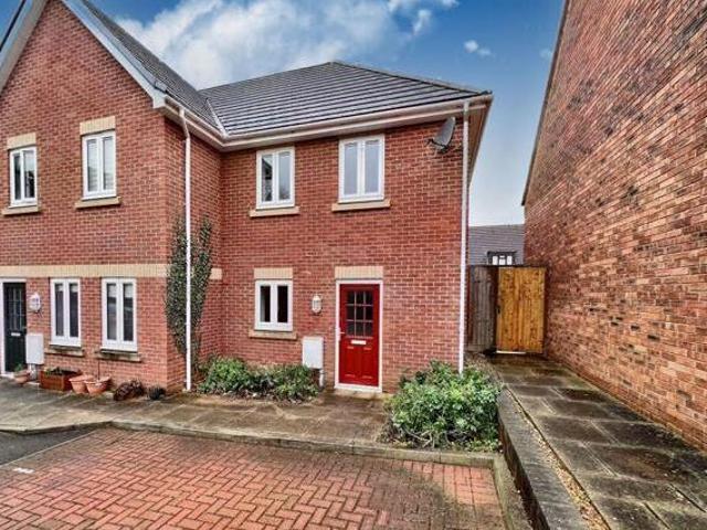 House for sale in Glastonbury, Somerset