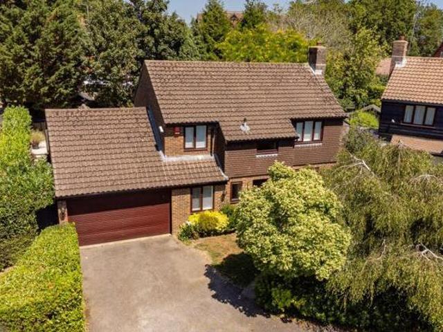 House for sale in Glynde, West Sussex