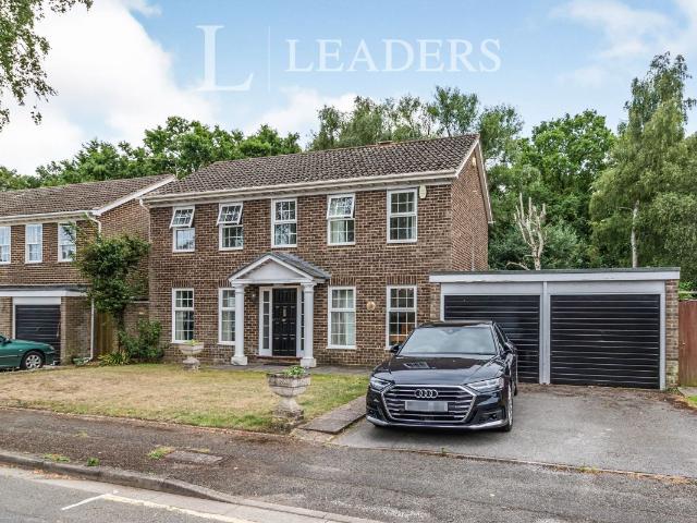 House for rent in Hersham, Elmbridge