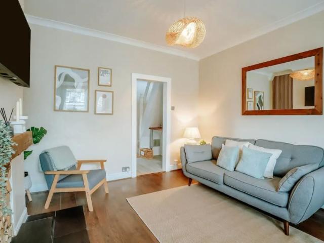 Townhouse for rent in Low Harrogate, Harrogate