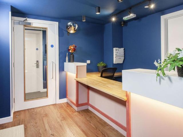 Studio for rent in Newington, Scotland
