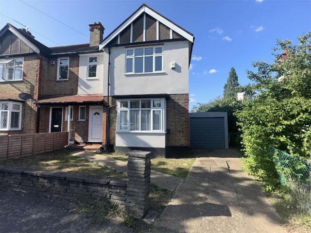 House for rent in Chingford, Greater London
