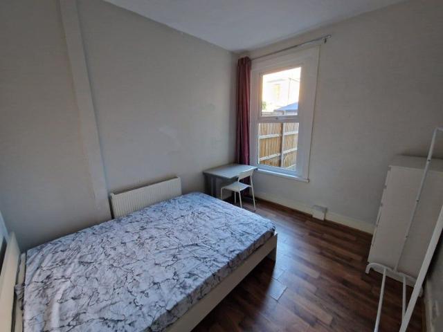 Room for rent in Higham Hill, Greater London
