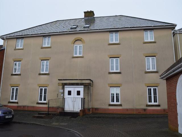 Apartment for rent in Burnham-on-Sea and Highbridge, Highbridge