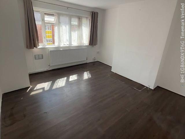 House for rent in London Borough of Barking and Dagenham, Greater London