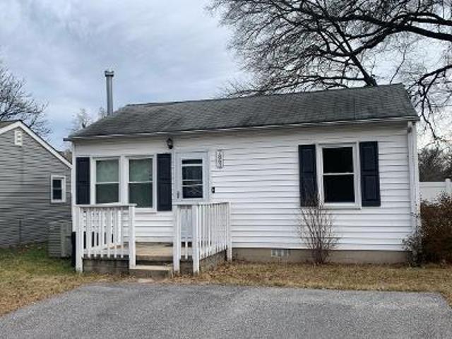 House for sale in Pasadena, Maryland