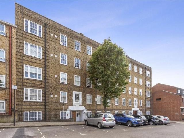 House for rent in Barnsbury, Greater London