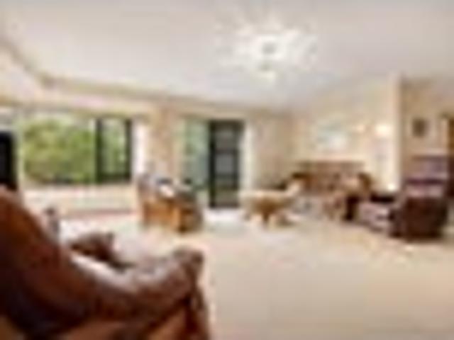 House for sale in Whangaparaoa