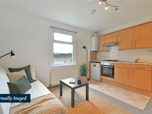 Studio for rent in Kilburn, Greater London