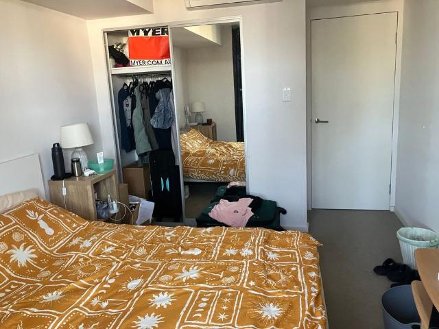 Room for rent in Maylands, Western Australia