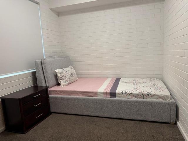 Room for rent in Maylands, Western Australia